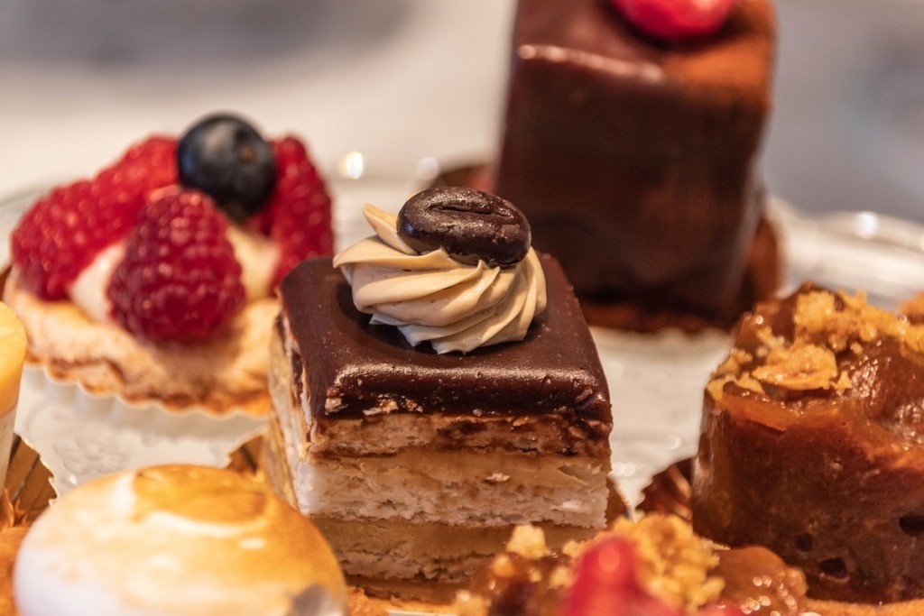 Patisserie von Charlotte lässt das Wasser im Mund zusammenlaufen